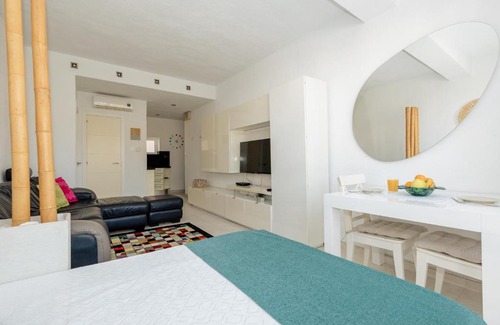 Torremolinos Bed & Breakfast | Top2Stay Los Alamos