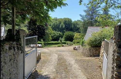 Fontevraud-l'Abbaye House | Topette, a tantôt.