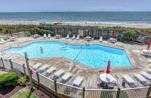 Sneads Ferry Condo | Topsail Dunes 3208| Community Pool | Oceanfront Condo Complex