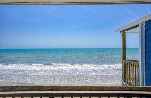 Sneads Ferry Condo | Topsail Reef 362 | Oceanfront Condo | Sleeps 2