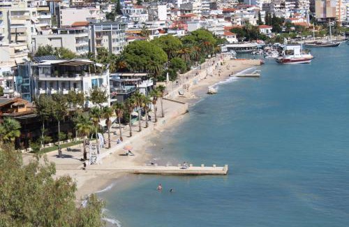 Kodrra House | TopView Apartment In front of Saranda Port
