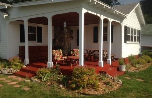 Rapid City Cabin | Torch Lake Dream Cottage