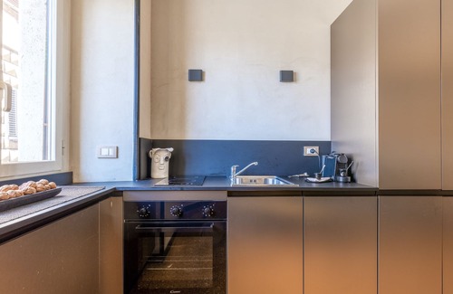 Navona Apartment | Torre Argentina Art Apartment - For 2 people