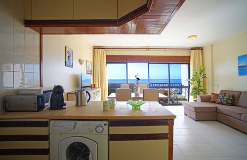 Praia da Rocha Apartment | Torre da Rocha by Interhome