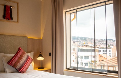 Primavera Hotel | Torre Dorada