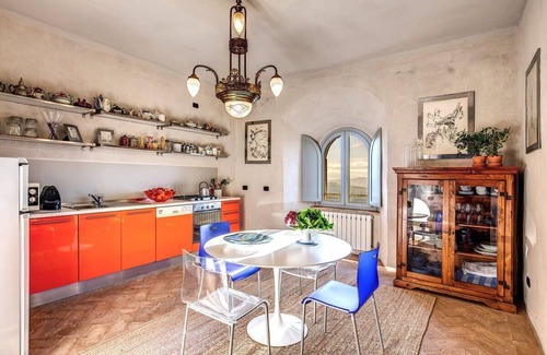 Loreto House | Torre Fortunata, Splendidly Restored Medieval Tower Near Todi in Umbria