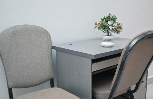 Chukwani Apartment | Tosh Home