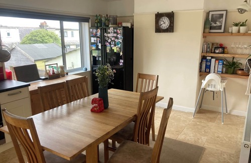 Totnes House | Totnes 4 Bed Family HomennShort Walk into the centre