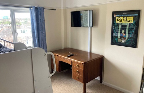 Totnes House | Totnes 4 Bed Family HomennShort Walk into the centre