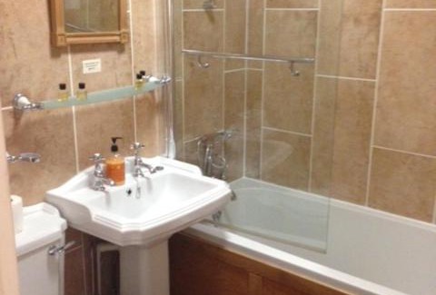 Henfield Hotel | Tottington Manor