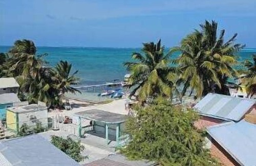 Caye Caulker House | Toucan Villas #302