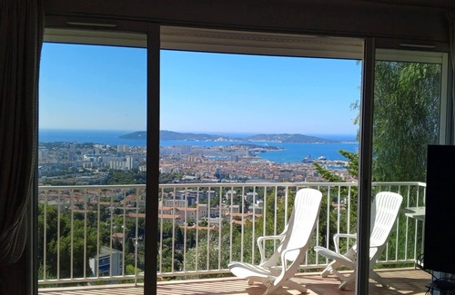 Toulon Villa | Toulon from the sky