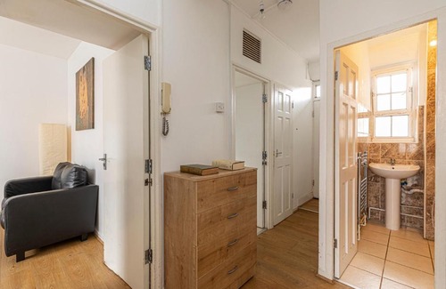 Shadwell House | Tower Bridge Accommodations - 11
