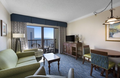 Myrtle Beach Resort | Tower Oceanview Junior Suite - Sea Crest Resort