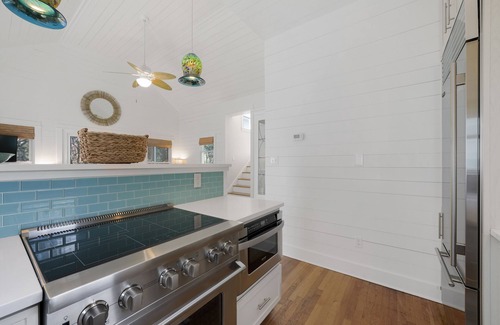 Seaside Cottage | Tower W/Stunning Gulf Views In Seaside, 7 Houses To Beach, 2 Adult Bikes