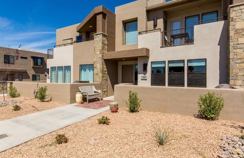Washington House | Town Center 2387 Red Canyon Family Home 2