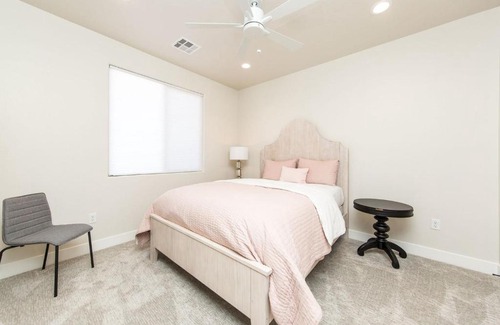 Washington House | Town Center 2387 Red Canyon Family Home 2