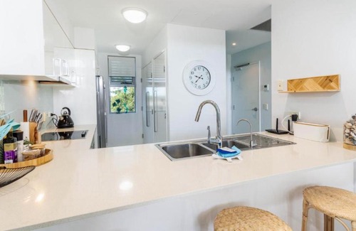Woorim House | Town Centre & Beach At Your Door Step