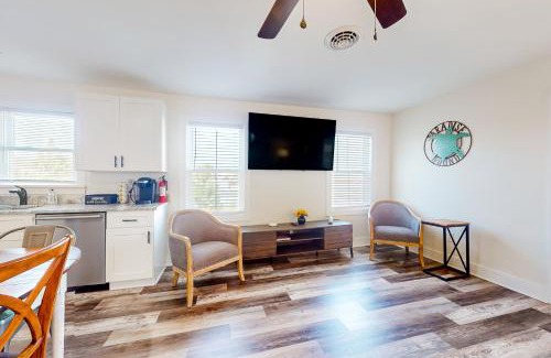 Rehoboth Beach Apartment | Town of Rehoboth Beach - 20485 Lincoln St. Unit 4