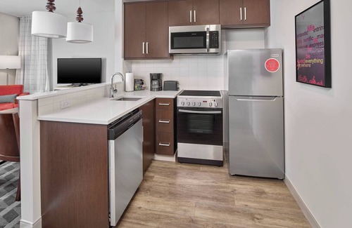 Sherwood Park Hotel | TownePlace Suites by Marriott Edmonton Sherwood Park