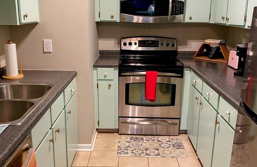 Charleston House | Townhome close to downtown- long term stay only. 10% off for July and August.