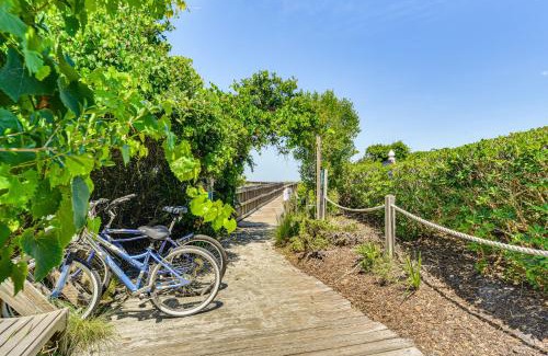 Fernandina Beach House | Townhome in Omni Amelia Resort Beach, Pool and Golf
