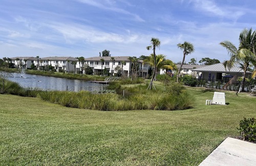 West Palm Beach House | Townhome in the Heart of Royal Palm