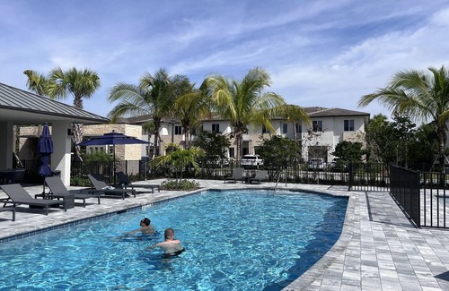 West Palm Beach House | Townhome in the Heart of Royal Palm