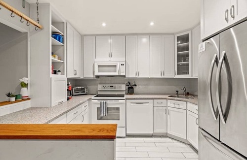 Fitler Square House | Townhome - Patio - Parking - Hosted By StayRafa