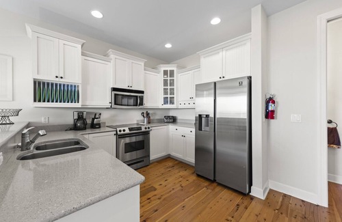 Matlacha House | Townhome with stunning view of Matlacha Pass