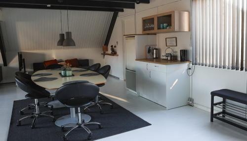 Hirtshals House | Townhouse Hirtshals with sea view