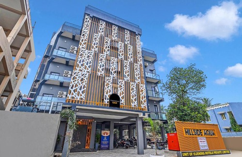 Bhubaneshwar Hotel | Townhouse OAK Hillside Aqua