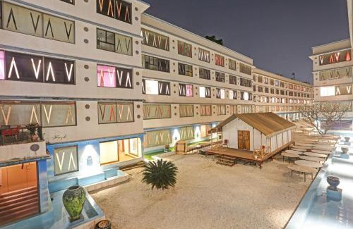Aarey Colony Hotel | Townhouse Royal Palms Shared Serviced Apartment