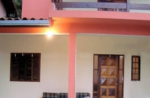 Ubatuba House | Townhouse w / 3 accom terrace rooms. 12 Paying car park. 5 cars Churrasq. covered Ubatuba