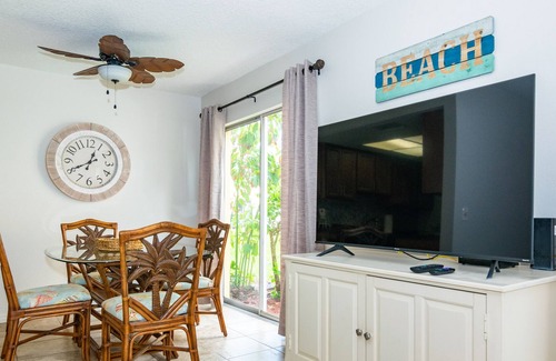 Whitney Beach House | Townhouses In The Cay Boat Dock, Pool And Just A Few Minutes From The Beach