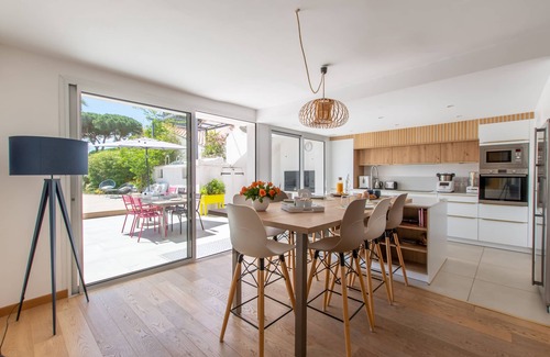 La Grande-Motte Villa | Très Belle Villa Idéalement Située à La Grande Motte Classée 4