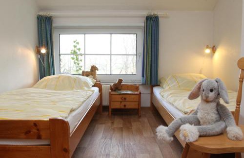 Wuppelser Altendeich House | Traberhof - Landurlaub in seiner schönsten Form - freies Reiten inbegriffen - Hunde willkommen - Sauna im Haus - Kanuverleih - tolle Radwege - Deich in Sichtweite