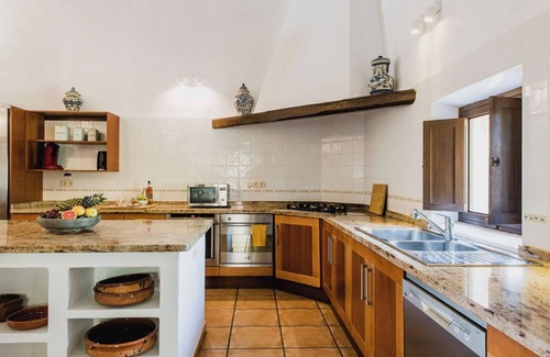 Sant Josep de sa Talaia Villa | Traditional finca with sunset, infinity pool & privacy