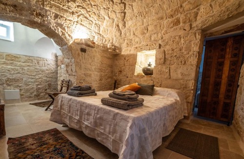 San Michele Salentino Villa | traditional trullo la specchia