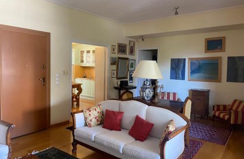 Neo Psychiko Apartment | Traditional And Spacious Apartment In Neo Psychiko