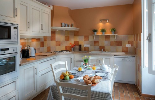 Crillon-le-Brave Other | Traditional farmhouse with heated swimming pool at the foot of the Mont Ventoux