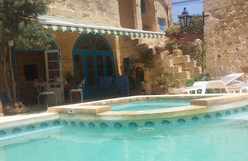 Zebbug Villa | Traditional Quaint Gozitan Farmhouse With Private Pool & Jacuzzi
