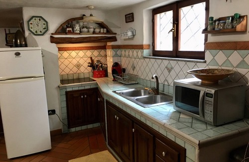 Girasole Apartment | Traditional Sardinian tavern - 5 min from the sea in Ogliastra