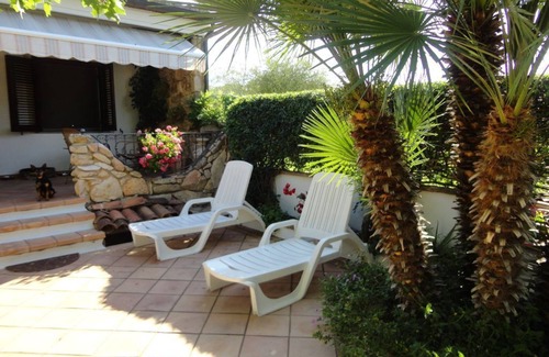 Girasole Apartment | Traditional Sardinian tavern - 5 min from the sea in Ogliastra