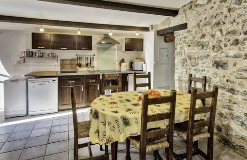 Rochebaudin Apartment | Traditional stonebuilt ProvencaleMas. Gite apartment.Large swimming pool - Le Ba