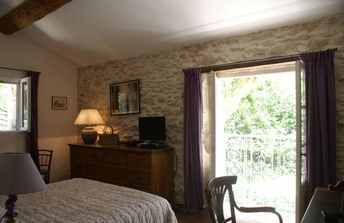Eyragues Other | Traditional stone farmhouse sheltered by plane trees, charm, quiet, swimming pool