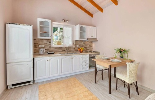 Rantatika Villa | Traditional Stone Villa - Pool & Olive Groves