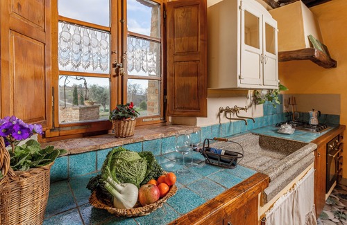 Montalcino Other | Traditional Tuscan farmhouse with 360° view near Montalcino and Siena