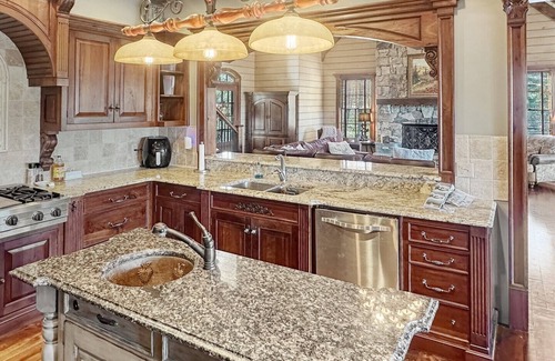 Bryson City Cabin | Trail's End - luxury custom home in a premiere lake community