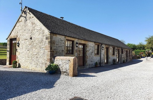 Newton Grange Cottage | Trail View - Stunning Cottage -Log Burner- High Peak Trail/Peak District